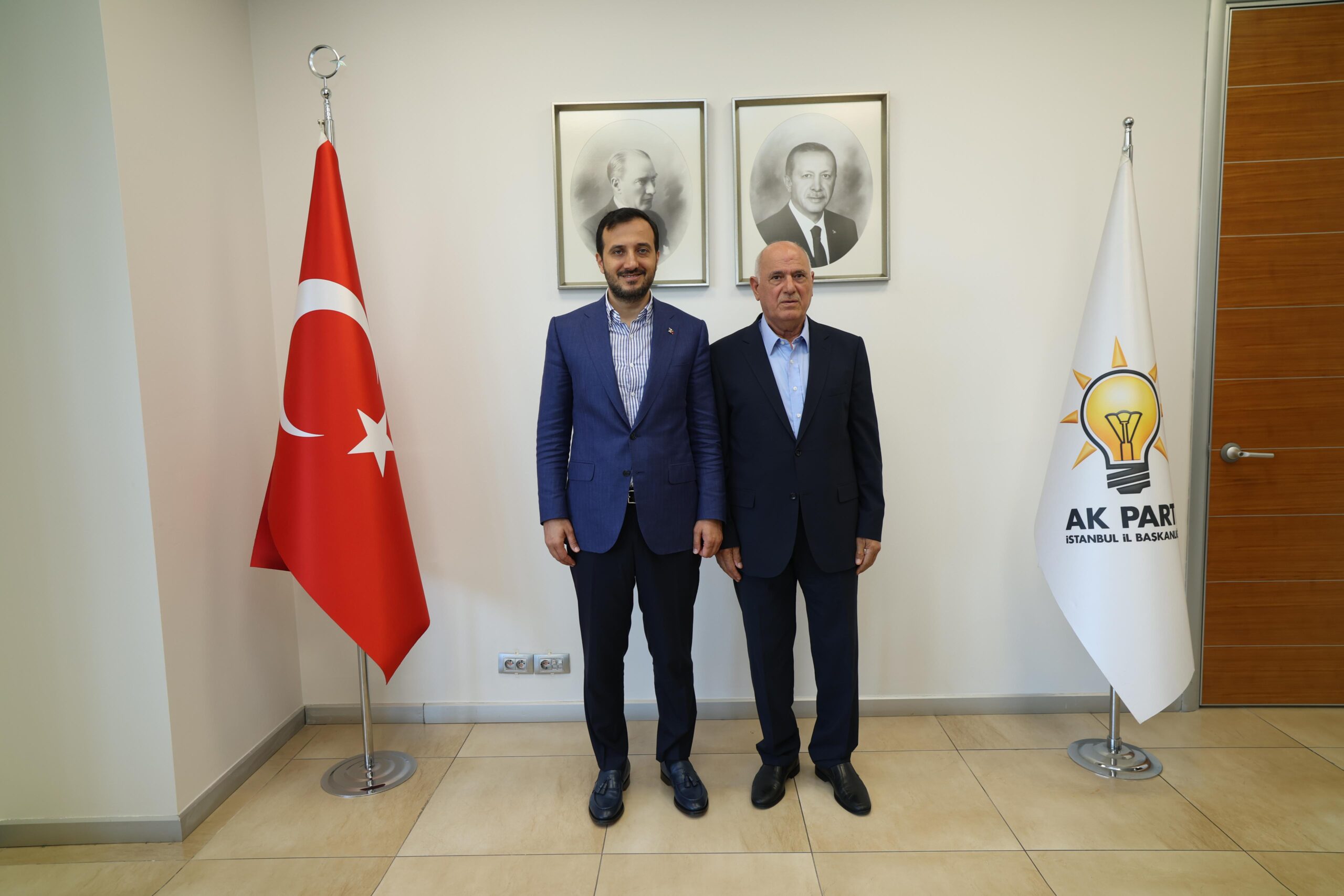 Başkanımız Mustafa KARLI ve Yönetim Kurulumuz ile Ak Parti İstanbul İl Başkanı Sayın Abdullah ÖZDEMİR’i makamında ziyaret ettik