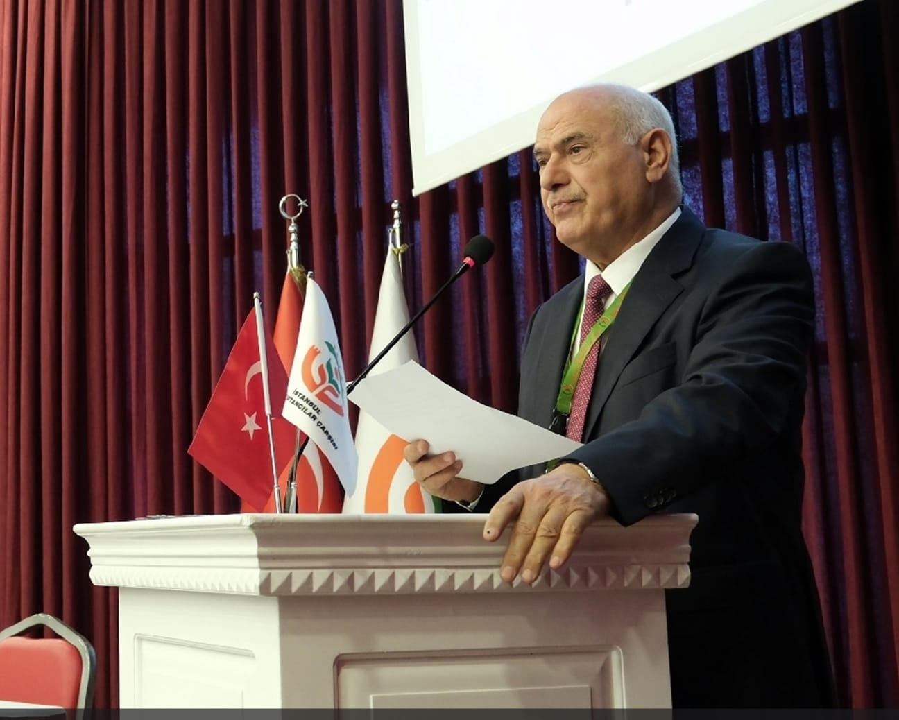 İstanbul Gıda Toptancılar Çarşısı’nın (İGTOT) Olağanüstü Genel Kurulu, üyelerin yoğun katılımıyla gerçekleştirildi
